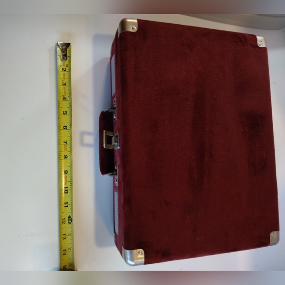 Crosley Red Portable Turntable - Picture 6 of 11